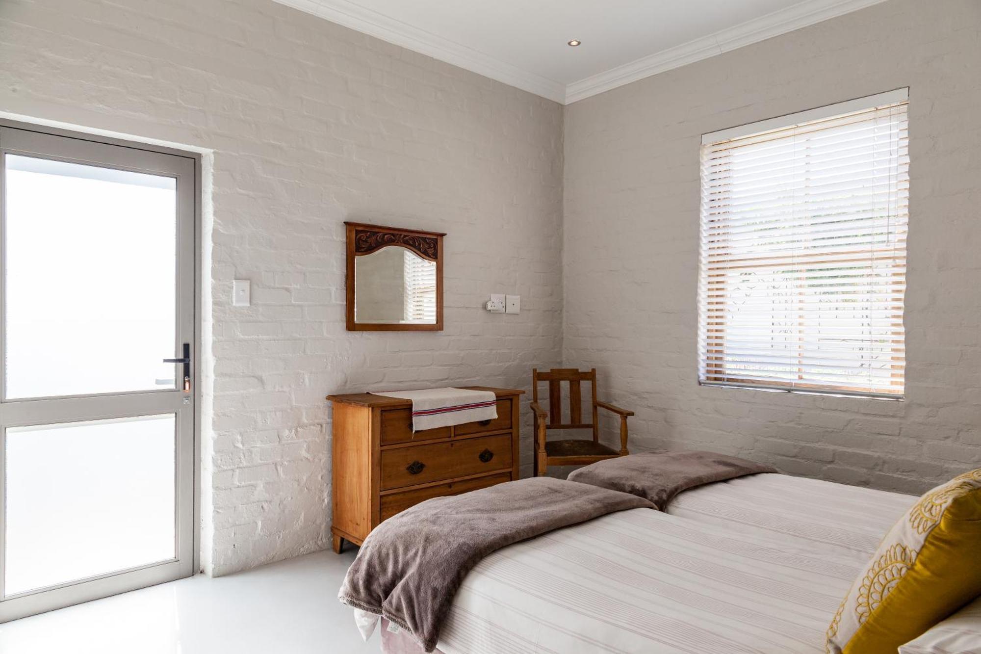 Nerf-Af Cottage And Private Rooms At Onrus , Hermanus Room photo